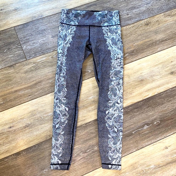 lululemon athletica Pants - Lululemon Leggings